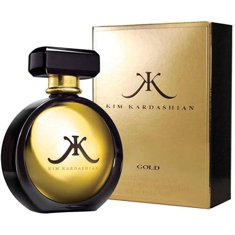 kim kardashian que perfume usa.